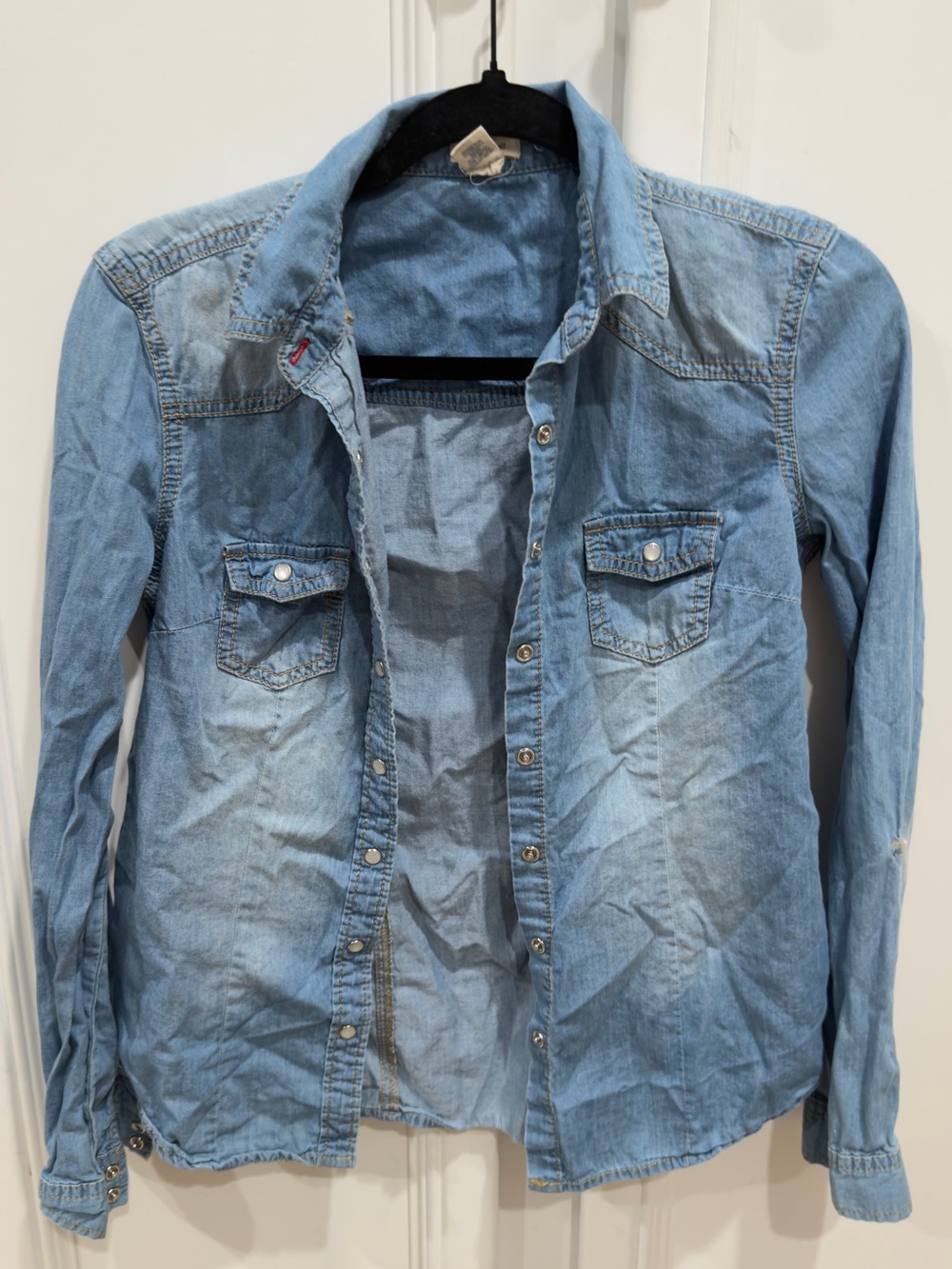 Blue Asphalt Y2K Wetseal Light Blue Denim-Style Casual Button Down Shirt